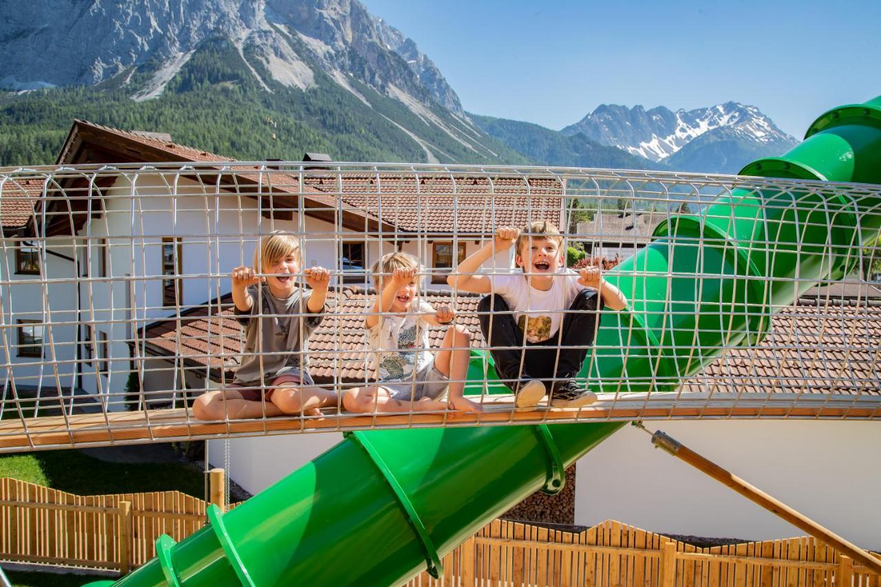 Hotel Tirolerhof - Familotel Zugspitze Ehrwald Eksteriør bilde