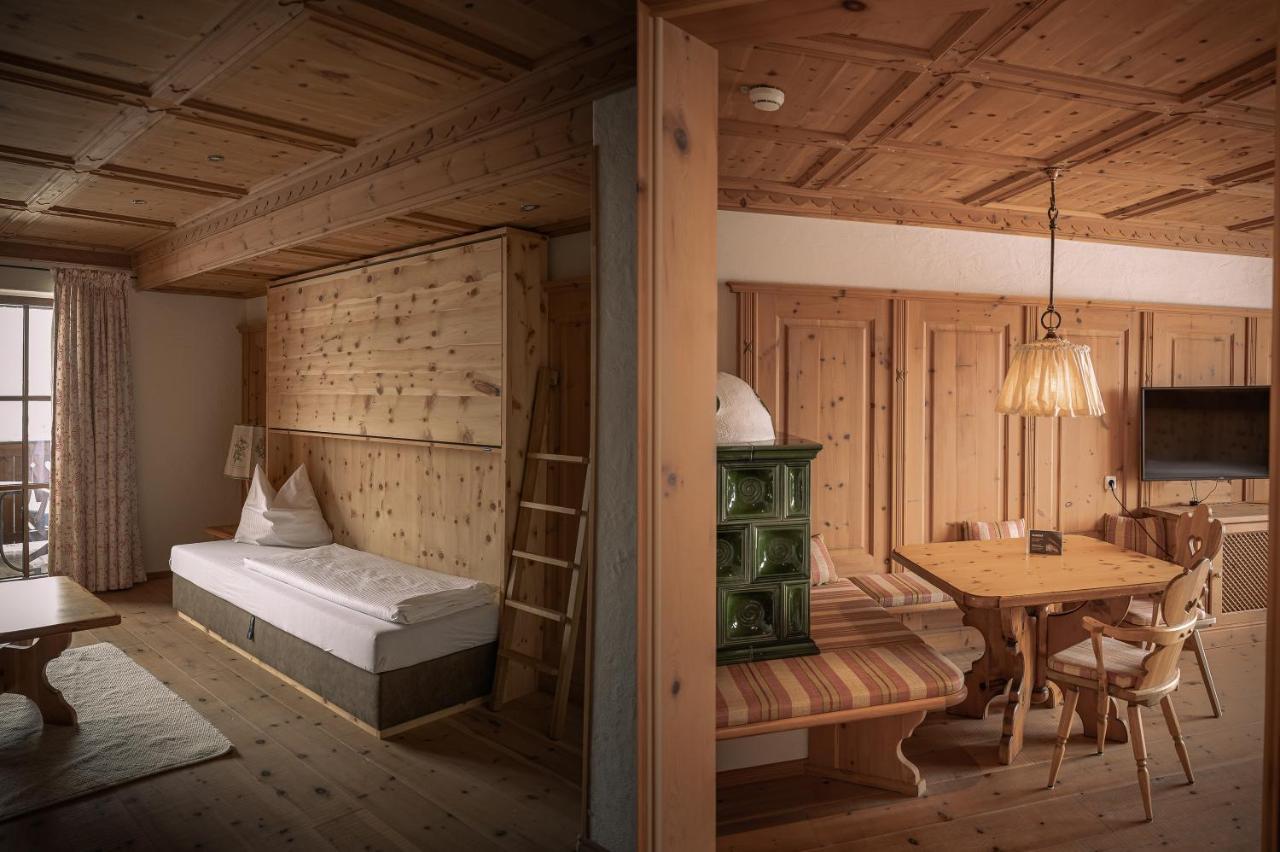 Hotel Tirolerhof - Familotel Zugspitze Ehrwald Eksteriør bilde