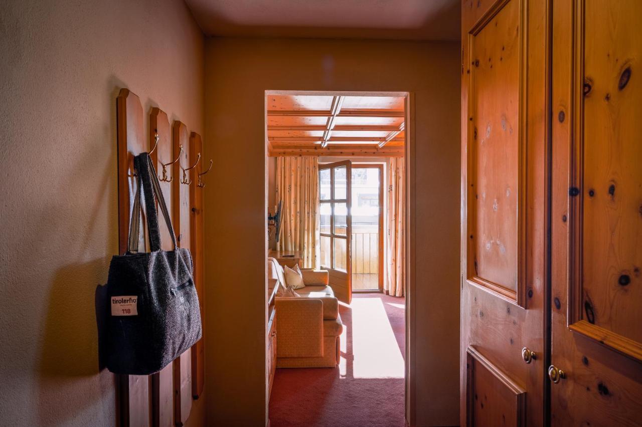 Hotel Tirolerhof - Familotel Zugspitze Ehrwald Eksteriør bilde