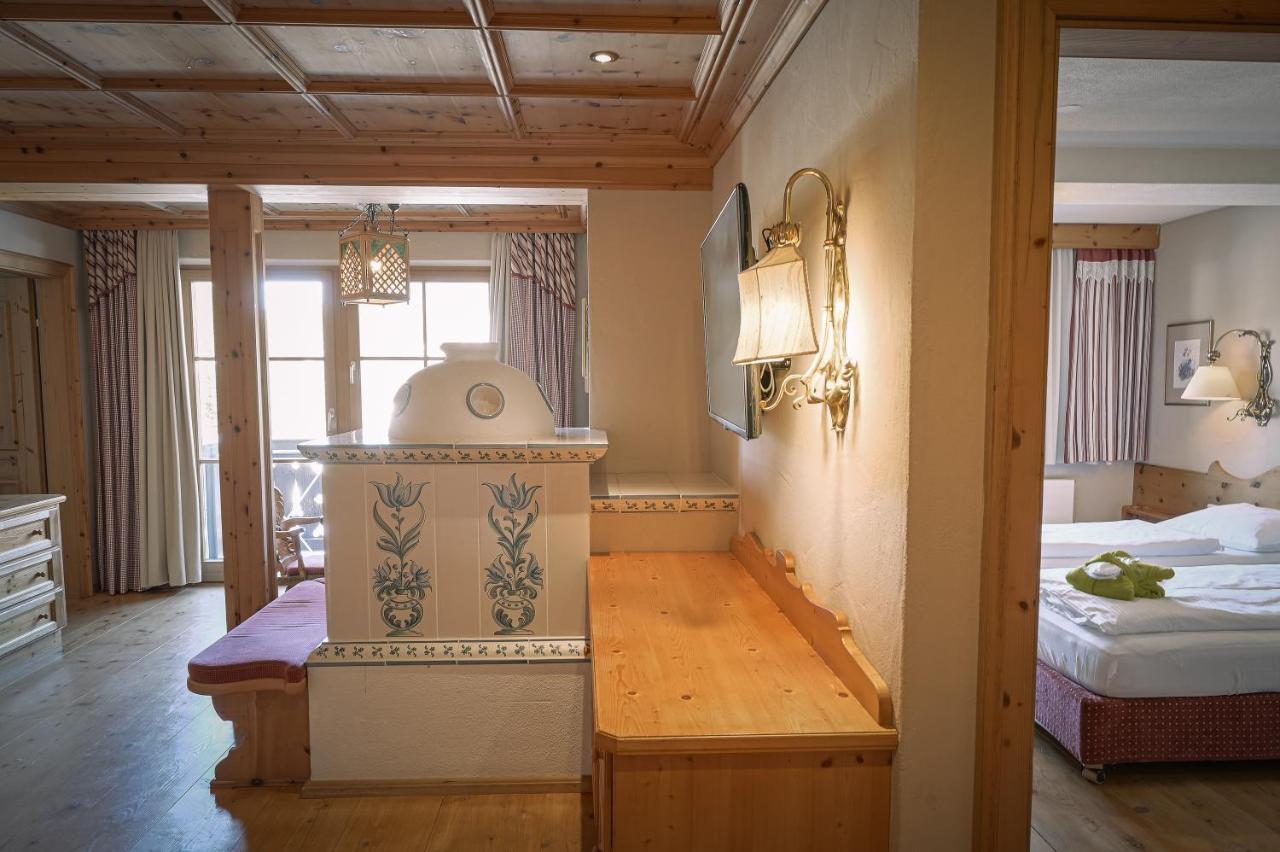 Hotel Tirolerhof - Familotel Zugspitze Ehrwald Eksteriør bilde